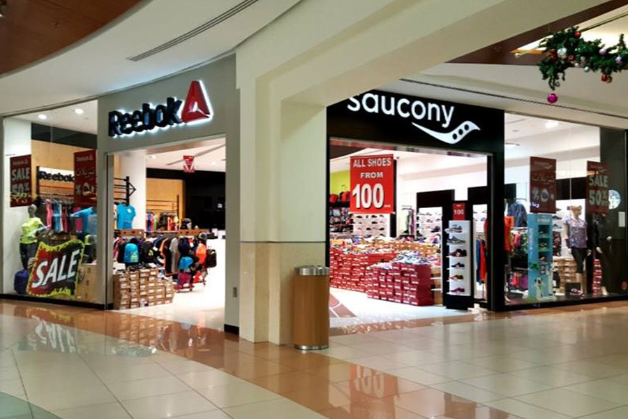saucony outlet mall